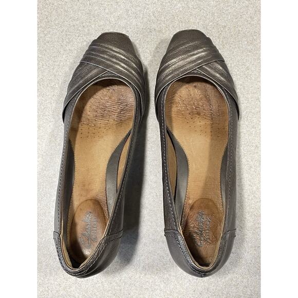 Clarks Artisan Women's 9M Brown Leather Slip-On Heel Loafer Shoes Classy Formal - Picture 4 of 10